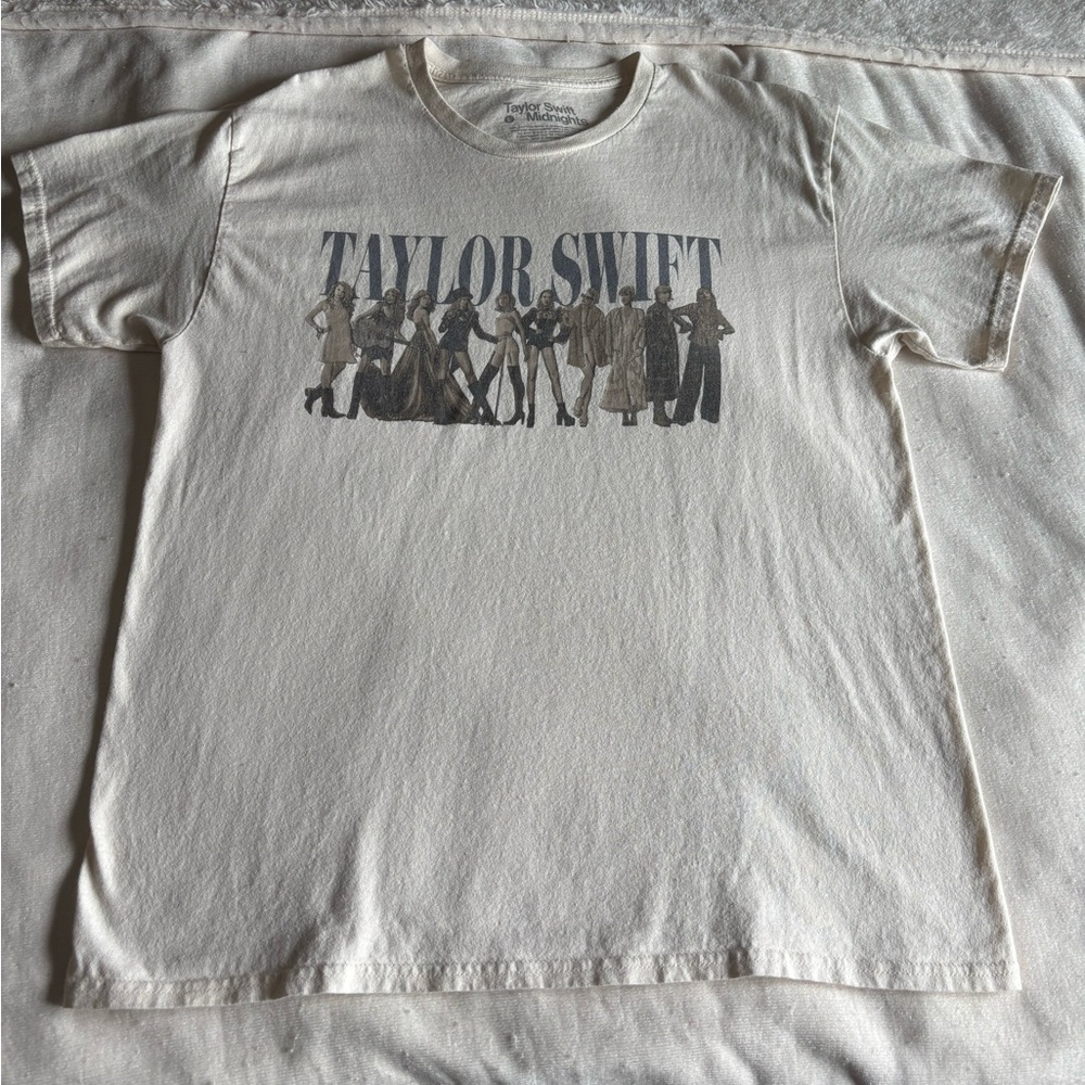 Taylor Swift Graphic T-Shirt